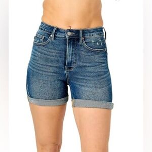 Judy Blue NWT Women's High Waisted Cuffed Stretch Dark Wash Denim Shorts- 31
